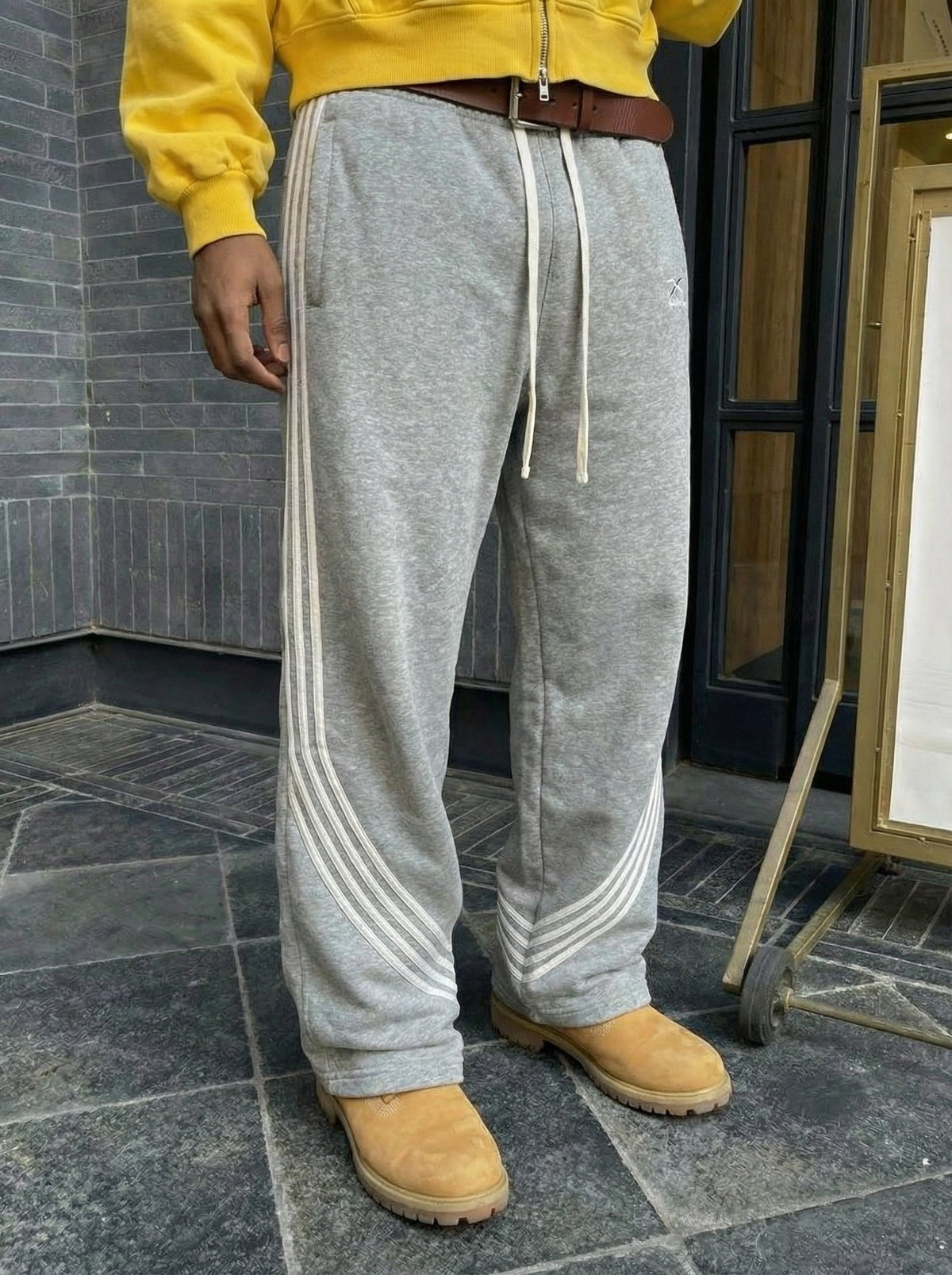 Jogging Large